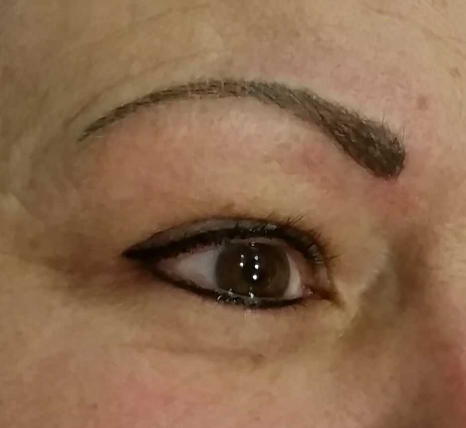 Semi-permanent brows and eyeliner